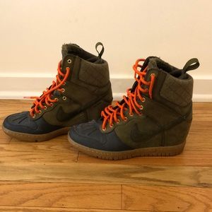 Nike Wedged Duck Boot
